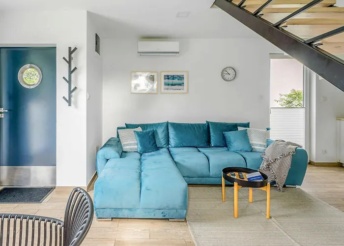 Amazing In With Sauna